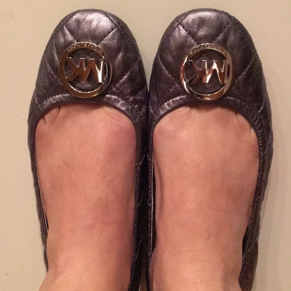 MICHAEL KORS Pewter Metallic Flats